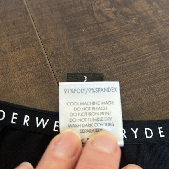 Man’s Tank - Picture 4 of 4